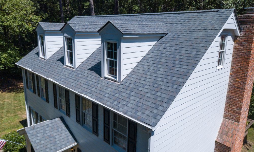 Flat Roofs vs. Pitched Roofs: Which Are Better?